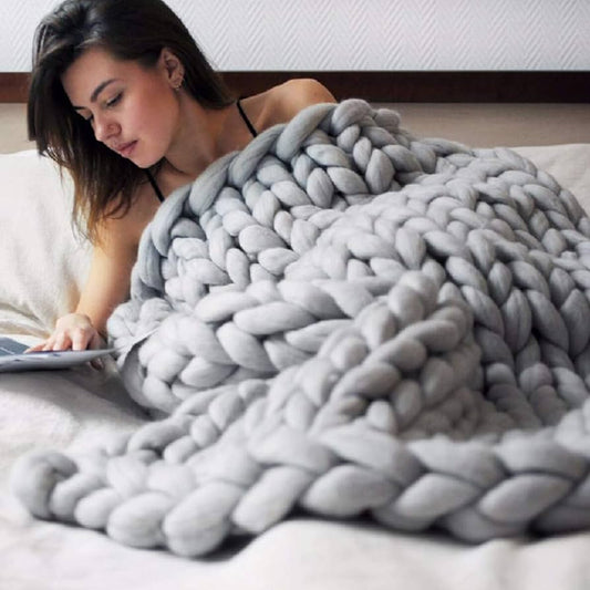 BRAVORA™  - COZY KNIT BLANKET