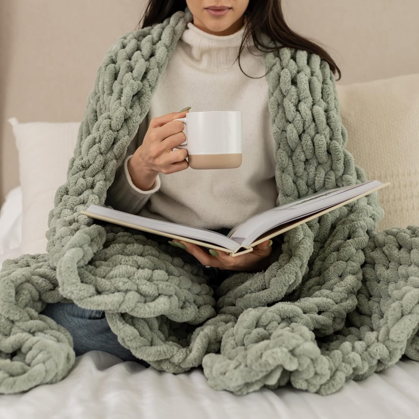 BRAVORA™  - COZY KNIT BLANKET